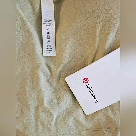 Lululemon Align Tank Top Sage Fern Sz 2  NWT Gym Athletic Sporty - Picture 6 of 6
